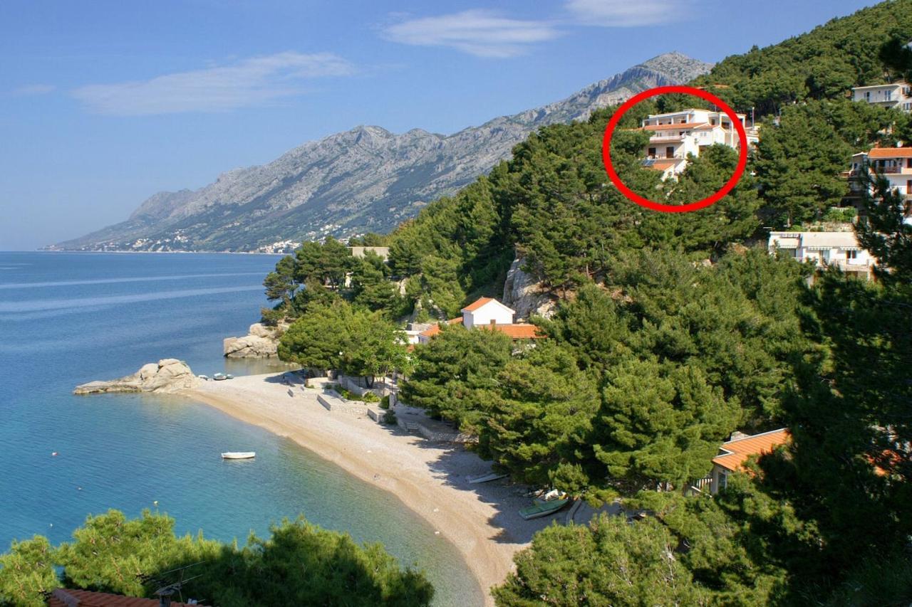 Apartments By The Sea Brela, Makarska - 6688 外观 照片