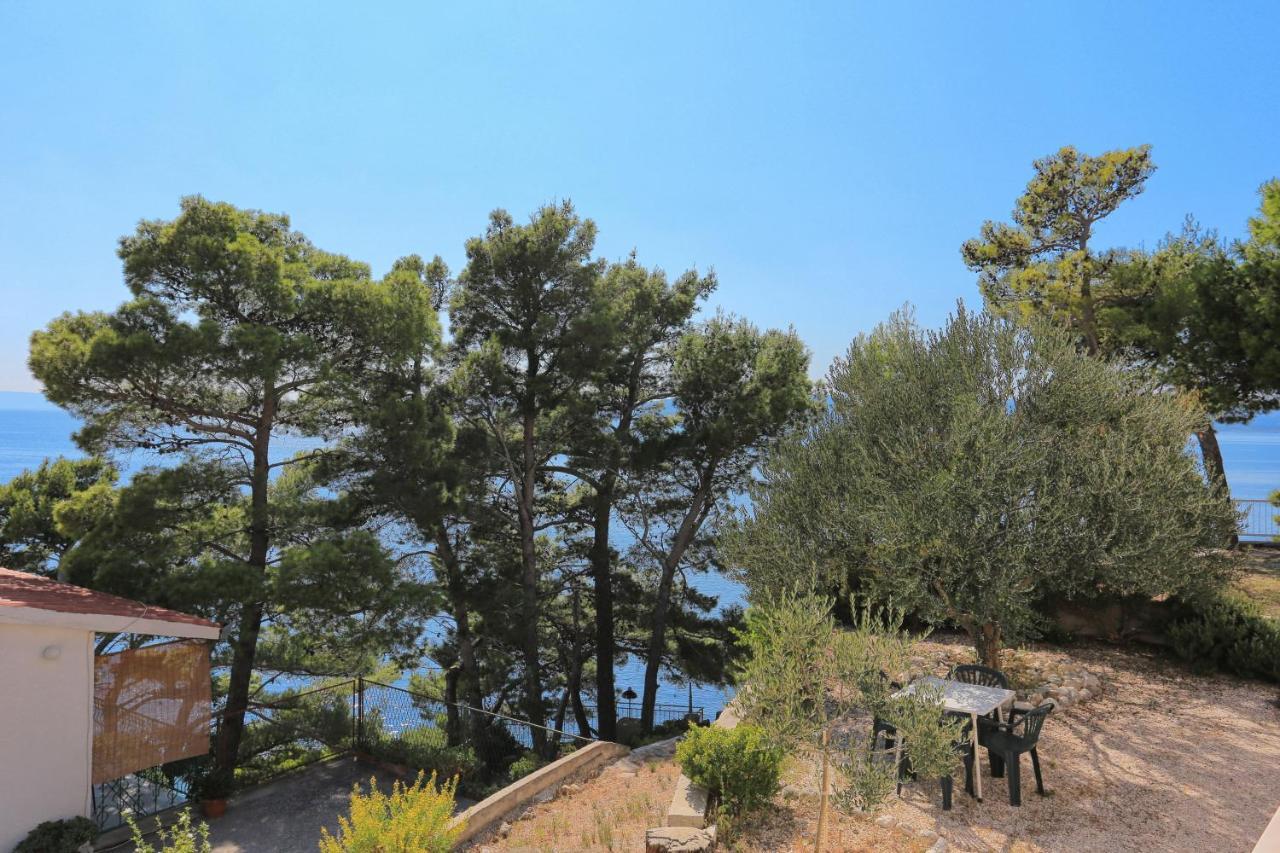 Apartments By The Sea Brela, Makarska - 6688 外观 照片