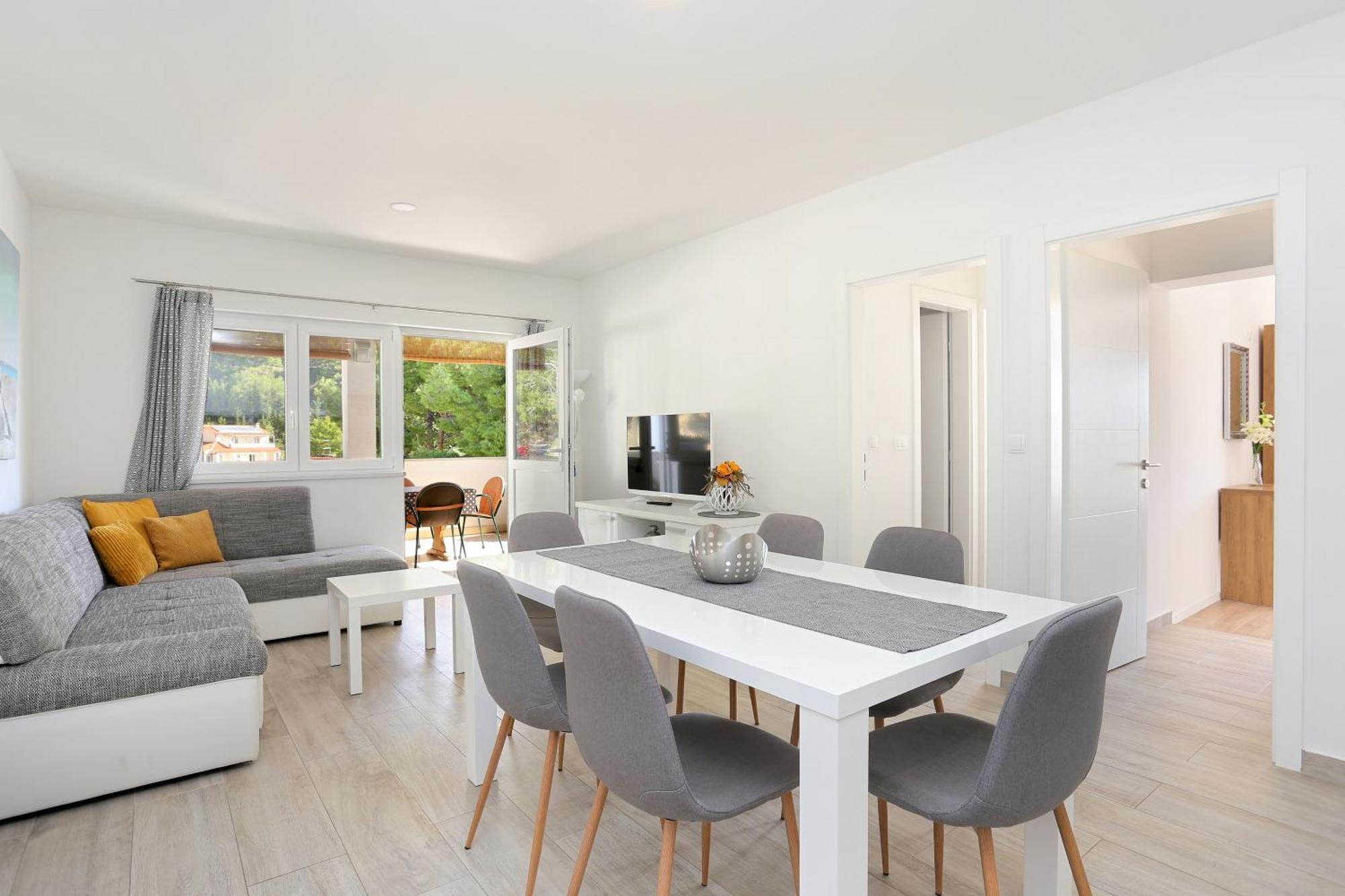 Apartments By The Sea Brela, Makarska - 6688 客房 照片
