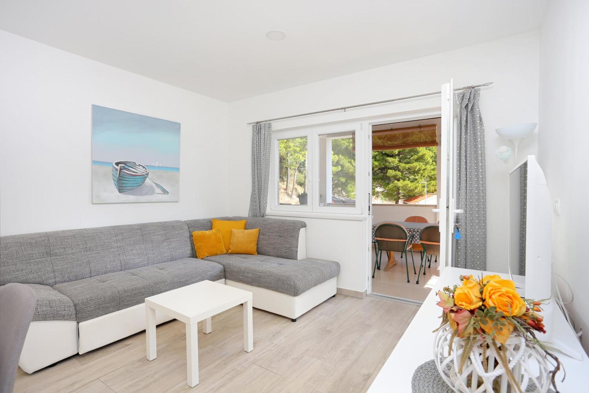 Apartments By The Sea Brela, Makarska - 6688 客房 照片